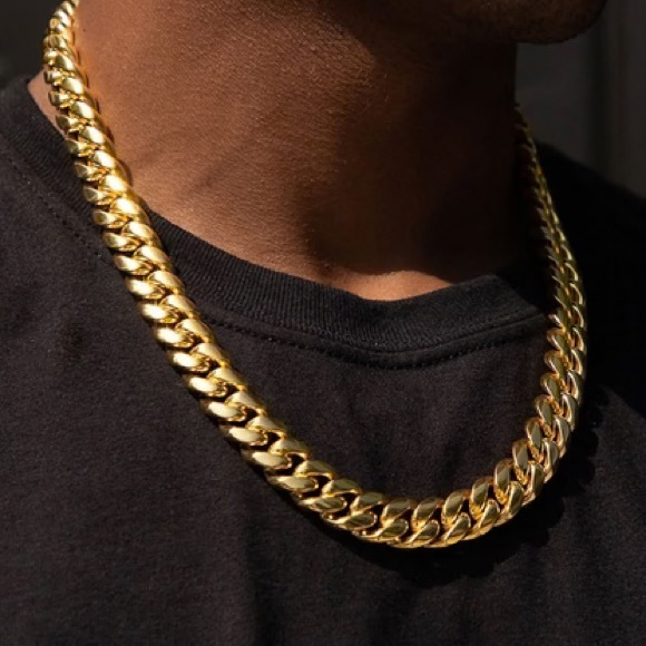 Gold Cuban Link Chain Necklace - Picture 2 of 13